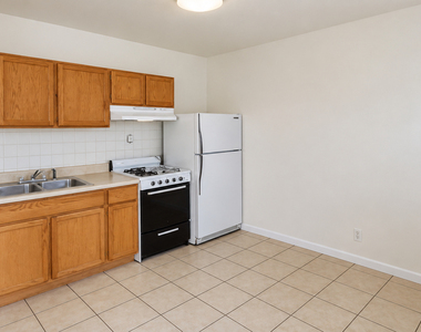 3560 W Cortland Street - Photo Thumbnail 11