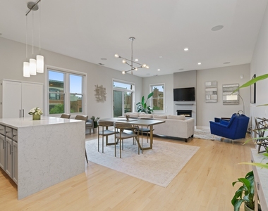 1222 N Wolcott Avenue - Photo Thumbnail 1