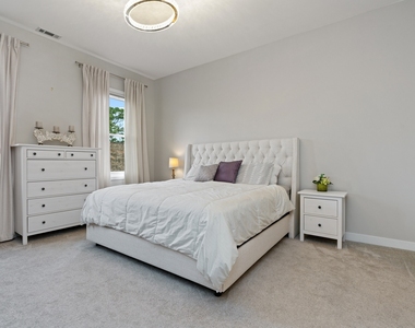 1222 N Wolcott Avenue - Photo Thumbnail 10