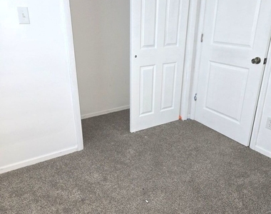 1713 158th Street - Photo Thumbnail 9