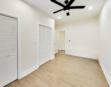 350 E 50th Street - Photo Thumbnail 18