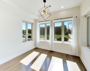 350 E 50th Street - Photo Thumbnail 5