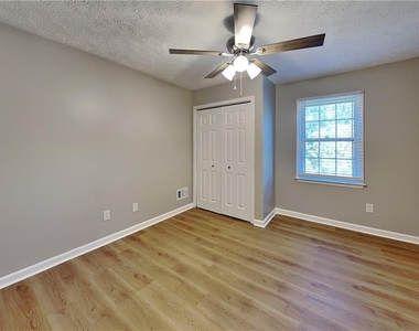 1469 Millstream Trail - Photo Thumbnail 15