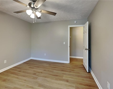 1469 Millstream Trail - Photo Thumbnail 13