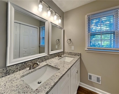 1469 Millstream Trail - Photo Thumbnail 11