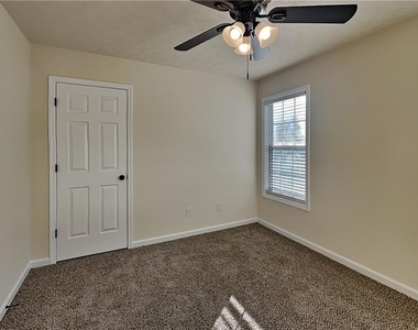 2950 Belshire Trail - Photo Thumbnail 12