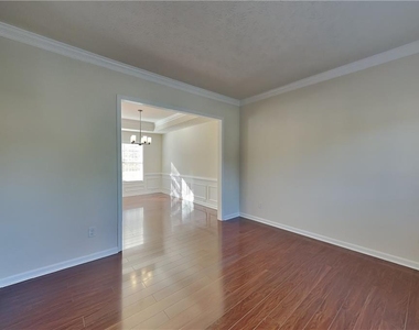 2950 Belshire Trail - Photo Thumbnail 3