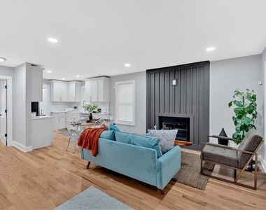 786 Neal Street Nw - Photo Thumbnail 4
