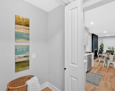 786 Neal Street Nw - Photo Thumbnail 10