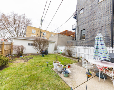 3300 N Racine Avenue - Photo Thumbnail 10