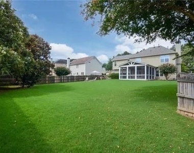 2640 Gentry Walk Court - Photo Thumbnail 23