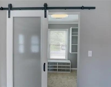 2640 Gentry Walk Court - Photo Thumbnail 6