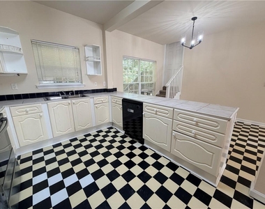 156 Red Bank Road - Photo Thumbnail 4