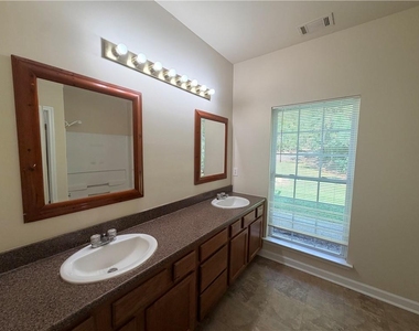 156 Red Bank Road - Photo Thumbnail 14