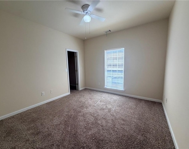 156 Red Bank Road - Photo Thumbnail 8