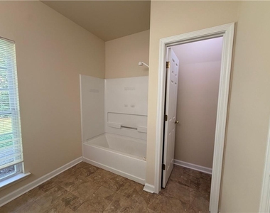156 Red Bank Road - Photo Thumbnail 15
