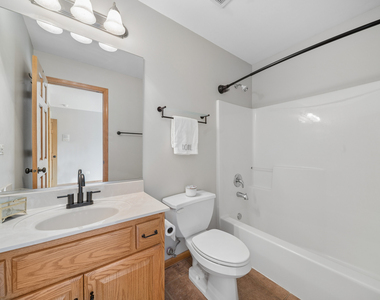 2647 Lupine Circle - Photo Thumbnail 12