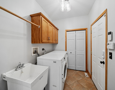 2647 Lupine Circle - Photo Thumbnail 31