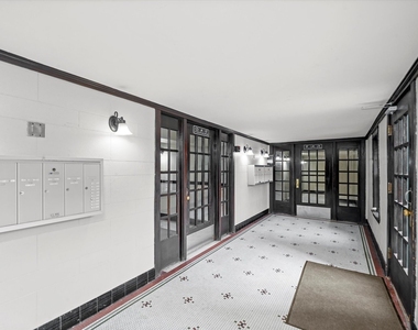 411 Beloit Avenue - Photo Thumbnail 16