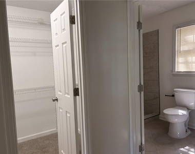 4499 Browning Court Ne - Photo Thumbnail 12