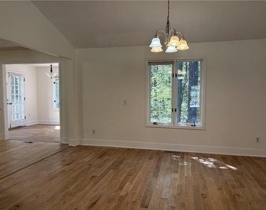 4499 Browning Court Ne - Photo Thumbnail 4