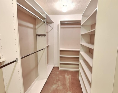 2635 Rainbow Creek Drive - Photo Thumbnail 13