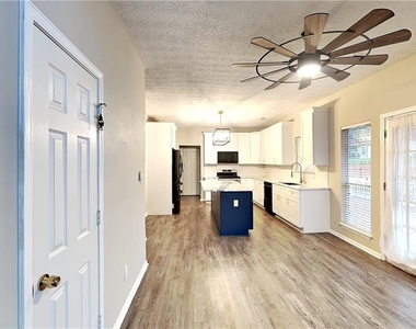 2635 Rainbow Creek Drive - Photo Thumbnail 5