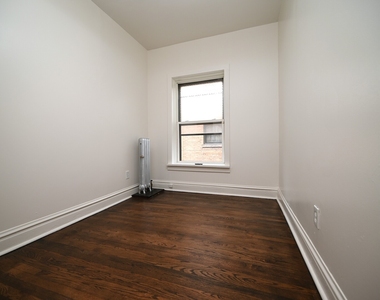959 E 61st Street - Photo Thumbnail 15