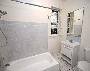 959 E 61st Street - Photo Thumbnail 13