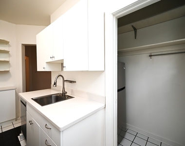 959 E 61st Street - Photo Thumbnail 11