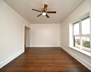 959 E 61st Street - Photo Thumbnail 3