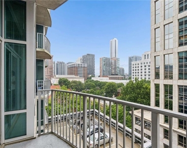 943 Peachtree Street Ne - Photo Thumbnail 11