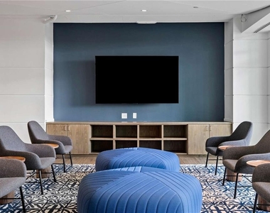 943 Peachtree Street Ne - Photo Thumbnail 25