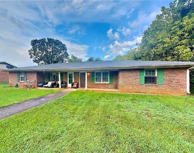 17 Fieldstone Court Nw - Photo Thumbnail 1