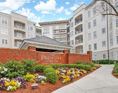 11 Perimeter Center E - Photo Thumbnail 2
