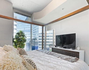 400 W Peachtree Street Nw - Photo Thumbnail 15