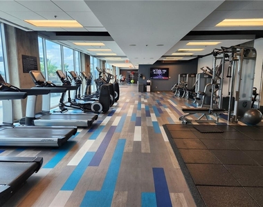 400 W Peachtree Street Nw - Photo Thumbnail 45