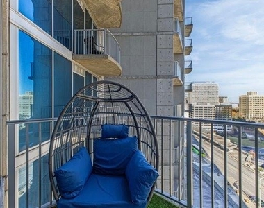 400 W Peachtree Street Nw - Photo Thumbnail 17