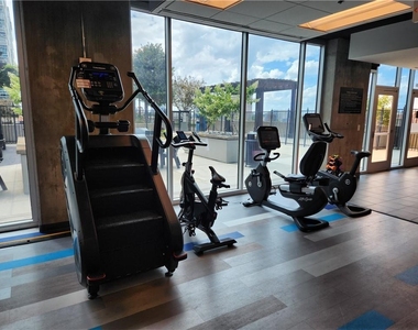 400 W Peachtree Street Nw - Photo Thumbnail 44