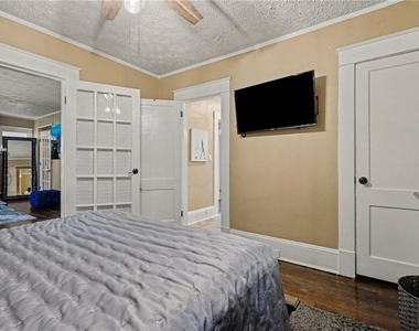 223 Cambridge Avenue - Photo Thumbnail 17