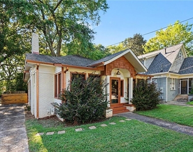 223 Cambridge Avenue - Photo Thumbnail 2