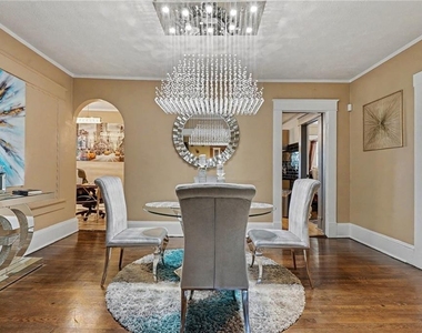 223 Cambridge Avenue - Photo Thumbnail 6