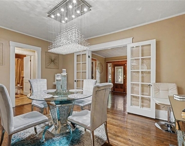 223 Cambridge Avenue - Photo Thumbnail 7