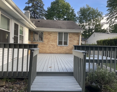 1948 Lincoln Avenue - Photo Thumbnail 16