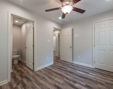 455 Bolton Road Nw - Photo Thumbnail 10