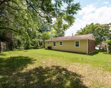 455 Bolton Road Nw - Photo Thumbnail 16