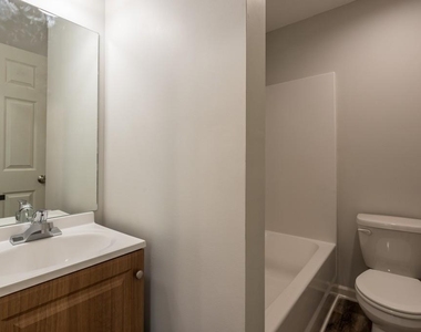 455 Bolton Road Nw - Photo Thumbnail 11