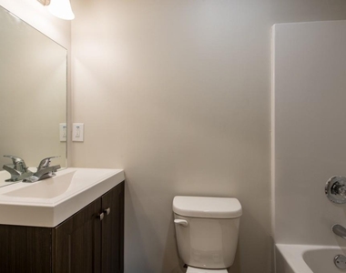 455 Bolton Road Nw - Photo Thumbnail 12