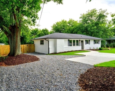 230 Morningview Drive - Photo Thumbnail 2