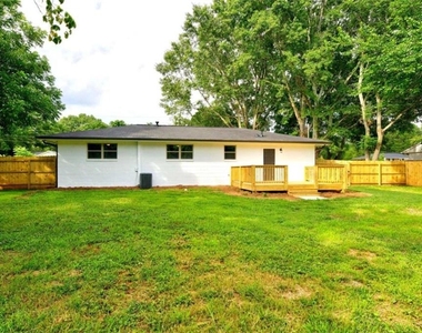 230 Morningview Drive - Photo Thumbnail 25